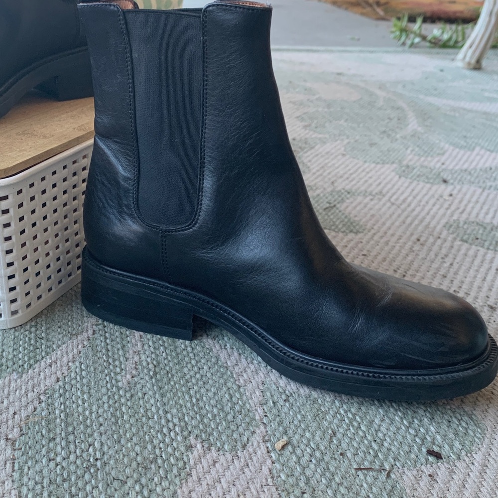 J. Crew Leather Chelsea pull-on boots - Picture 5 of 10